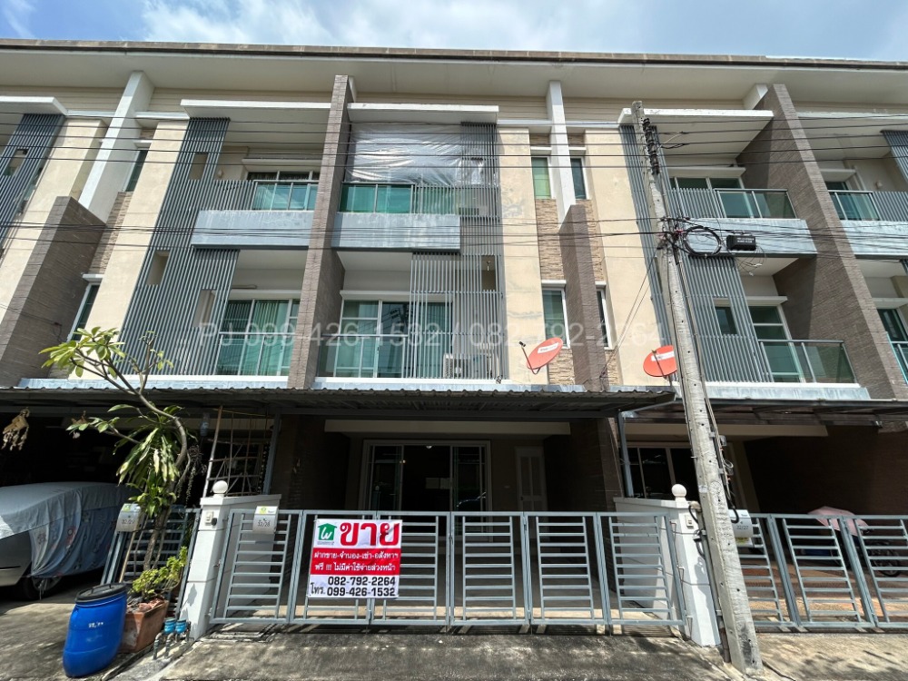 For SaleTownhomeBang Sue, Wong Sawang, Tao Pun : Selling quality townhomes, good location, interior condition A+++, hurry and buy before its gone.