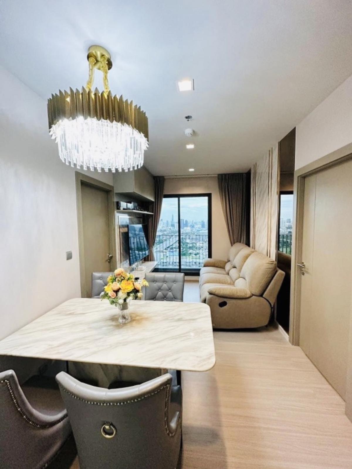 For RentCondoRama9, Petchburi, RCA : 2 Bed 2 Bath Promotion 36K. Life Asoke Rama9 high floor with nice view and nice decorations Ready to move in