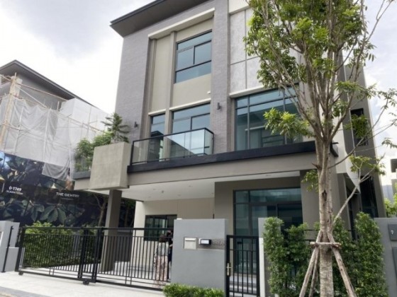 ให้เช่าบ้านอ่อนนุช อุดมสุข : For Rent ให้เช่าบ้านเดี่ยว 3 ชั้น หมู่บ้าน เดอะ เจนทริ สุขุมวิท 101 (ปุณณวิถี) บ้านสภาพใหม่ แอร์ทั้งหลัง เฟอร์นิเจอร์ครบ Fully Furnished ตกแต่งหรูมาก อยู่อาศัย