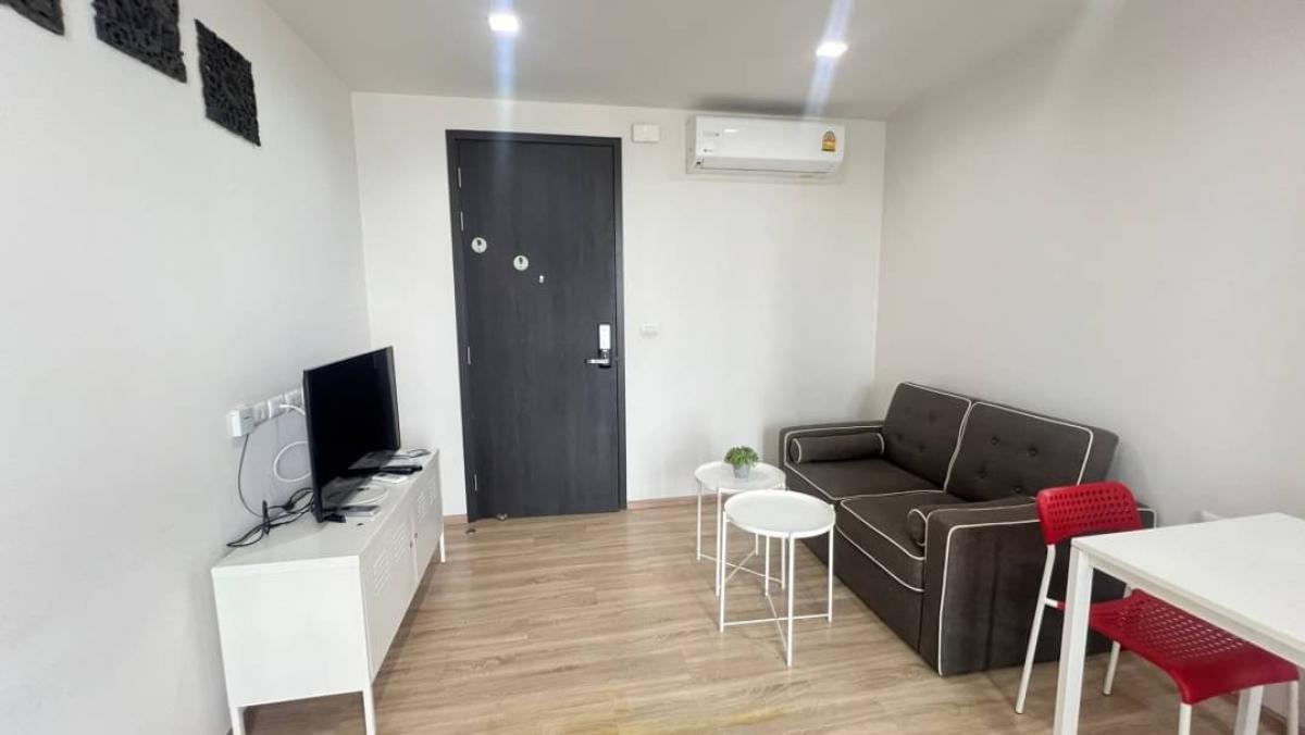 For RentCondoRama9, Petchburi, RCA : 📣📣🔥 CONDO THE BASE RAMA9AIRPORT LINK RAMKHAMHENGavailable now welcome coagent✅ Rent 13000 baht/month, minimum rental contract 12 months #Details ✅ 1 bedroom, 1 bathroom and living room ✅ Size 32 sq m. ✅ 26th floor #Electrical appliances ✅ Air conditioner 