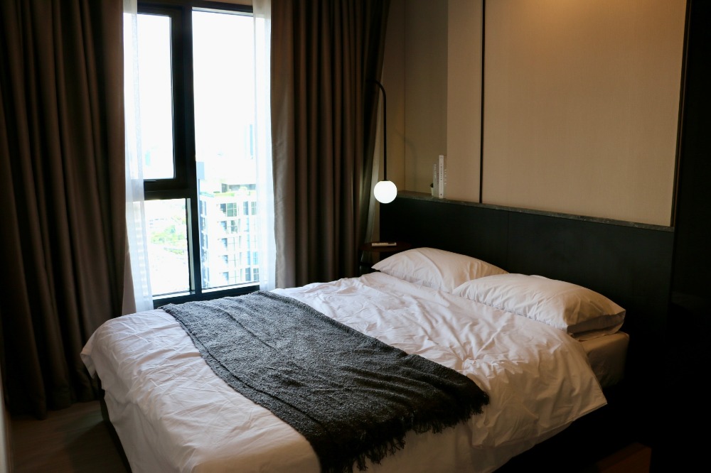 For RentCondoRama9, Petchburi, RCA : Life asoke hype 1 bed 32 sqm 20,000 baht only Call 0656511459