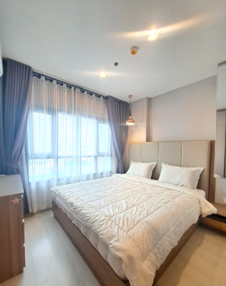 For SaleCondoThaphra, Talat Phlu, Wutthakat : Condo for sale, 34 sq m., Ideo Tha Phra Interchange, near MRT Tha Phra 100 m.