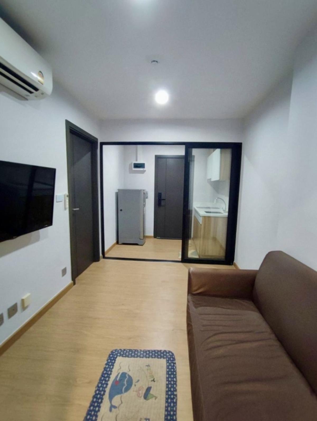 For RentCondoRatchadapisek, Huaikwang, Suttisan : 🏙️For rent Asher Ratchada-Huai Khwang MRT Sutthisan only 2 minutes, size 29 sq m.