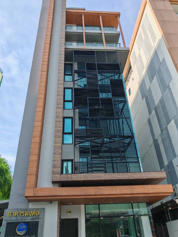 For RentOfficeRama3 (Riverside),Satupadit : 4-storey office, newly built, good location, for rent, Rama 3-Sathu Pradit area, near Terminal 21 Rama 3, only 1 km.