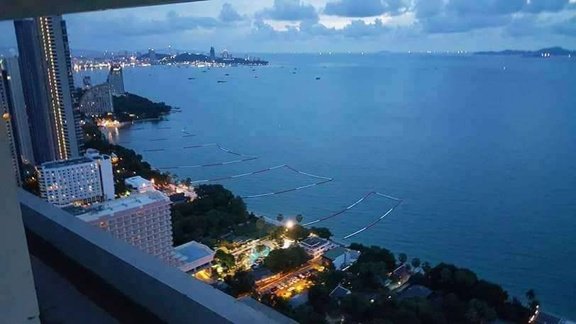 For RentCondoPattaya, Bangsaen, Chonburi : For rent, very cheap!! Condo The Riviera Wongamat Beach Pattaya, sea view overlooking Koh Larn, fully furnished, 100m from the beach.