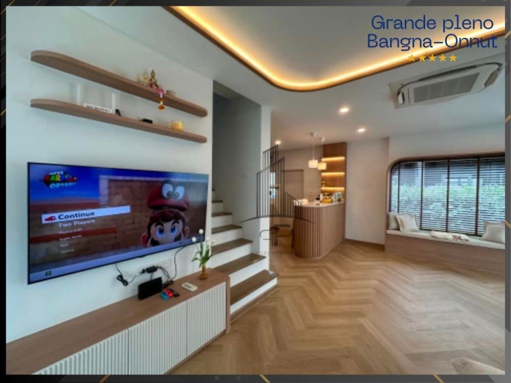 For SaleHouseSamut Prakan,Samrong : For sale!! Grande pleno Bangna-On Nut (Soi King Kaew 37) for those who love luxury, Luxury Class village near Suvarnabhumi Airport and Mega Bangna, convenient transportation, good common area, high security system, price 5.79 million baht.