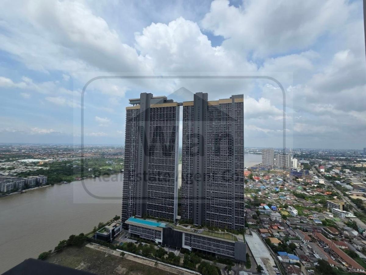 For SaleCondoRattanathibet, Sanambinna : For sale cheap The Politan Rive, 43rd floor, only 1.69 million!!!