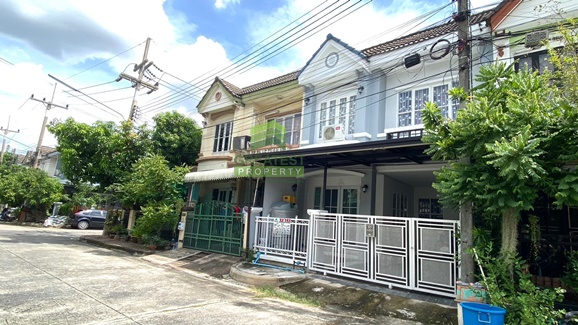 For SaleHousePathum Thani,Rangsit, Thammasat : Busarin Village, Rangsit, Khlong 2, for sale-for rent, urgent, 2-storey townhouse, area 18 sq m, good location, fully extended, beautiful, ready to move in