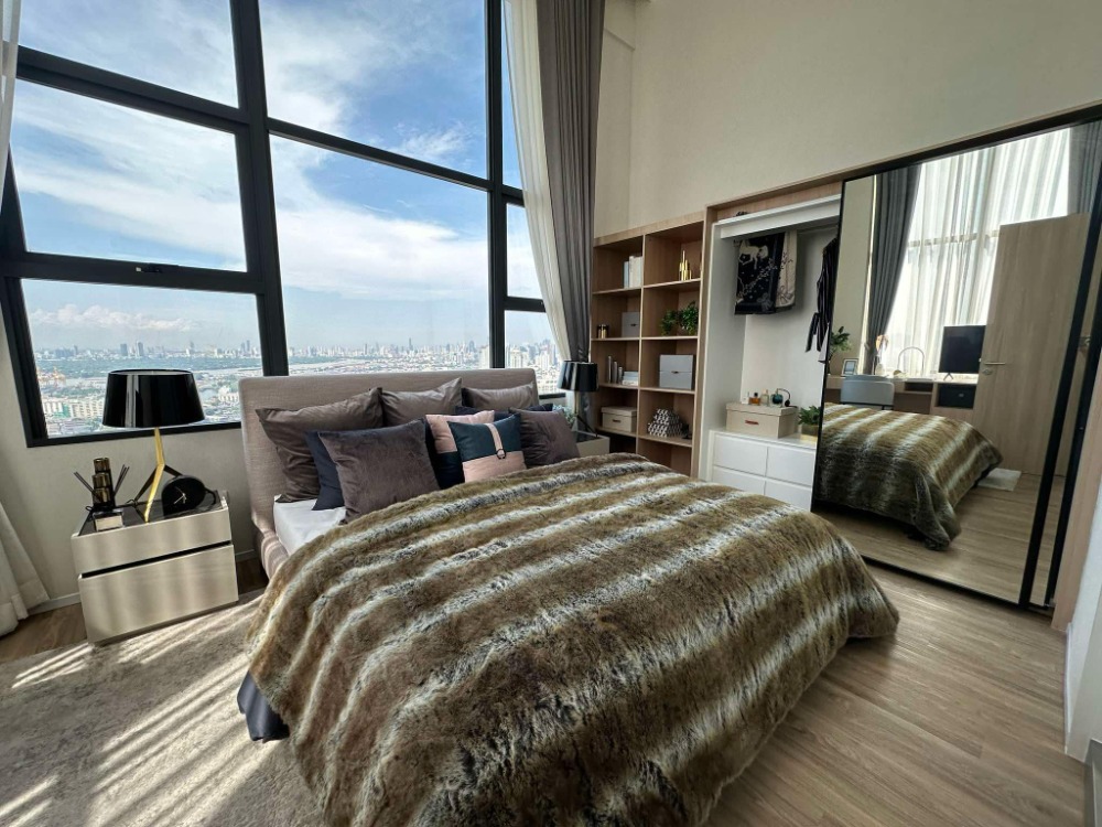 For SaleCondoOnnut, Udomsuk : ROOMS PARKING ROOM SUITE 48 High ceiling room, Chao Phraya River view, 2 bedrooms