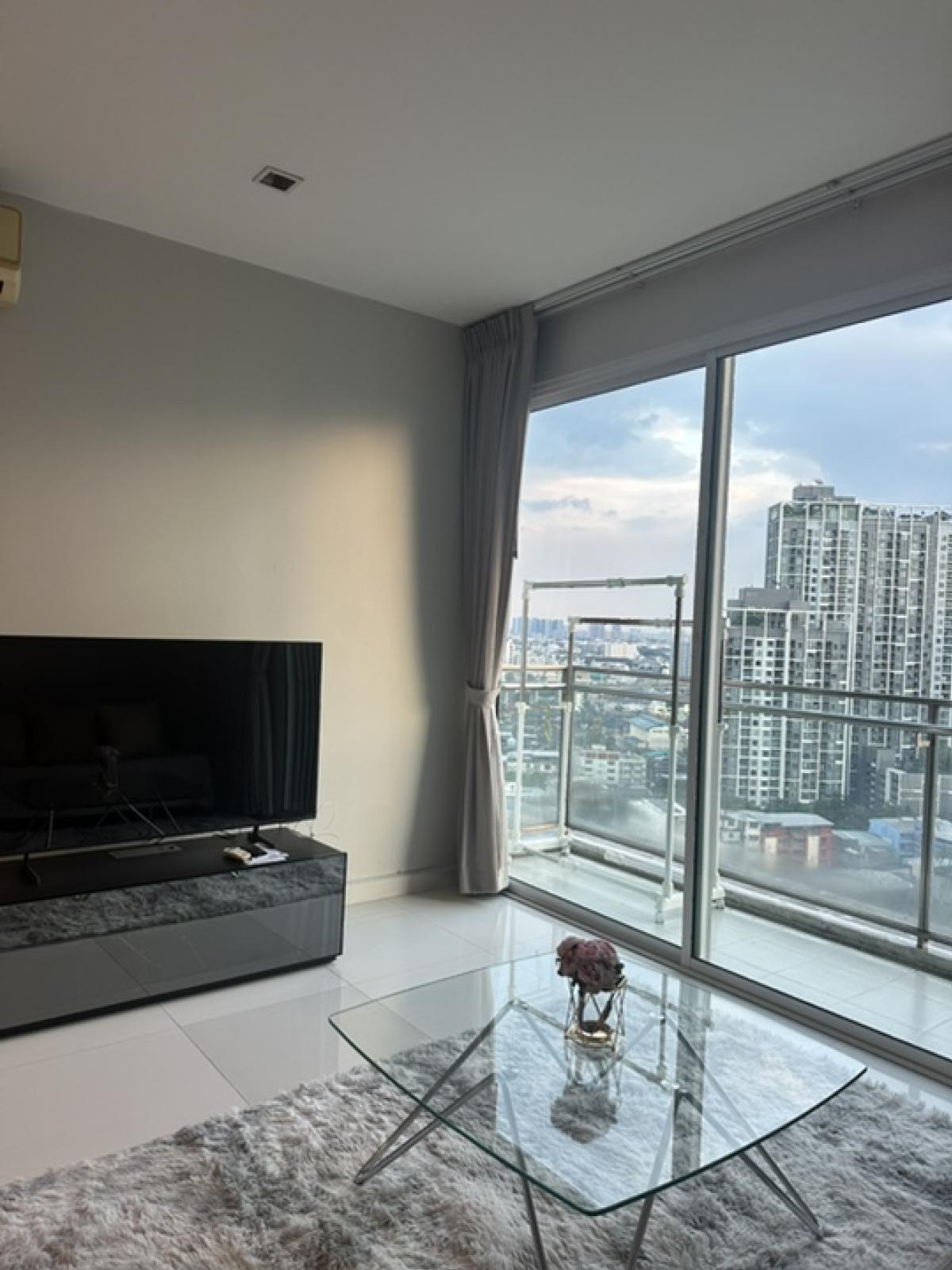 For RentCondoOnnut, Udomsuk : Condo for rent near BTS Phrakanong