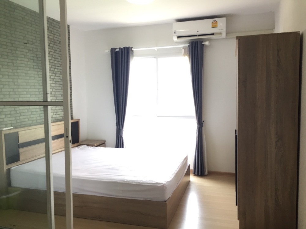 For RentCondoPinklao, Charansanitwong : UNIO Charan 3 (1 bedroom, 1 bathroom), Building G, 8th floor, complete electrical appliances, washing machine, open view, near the common area, near MRT Tha Phra