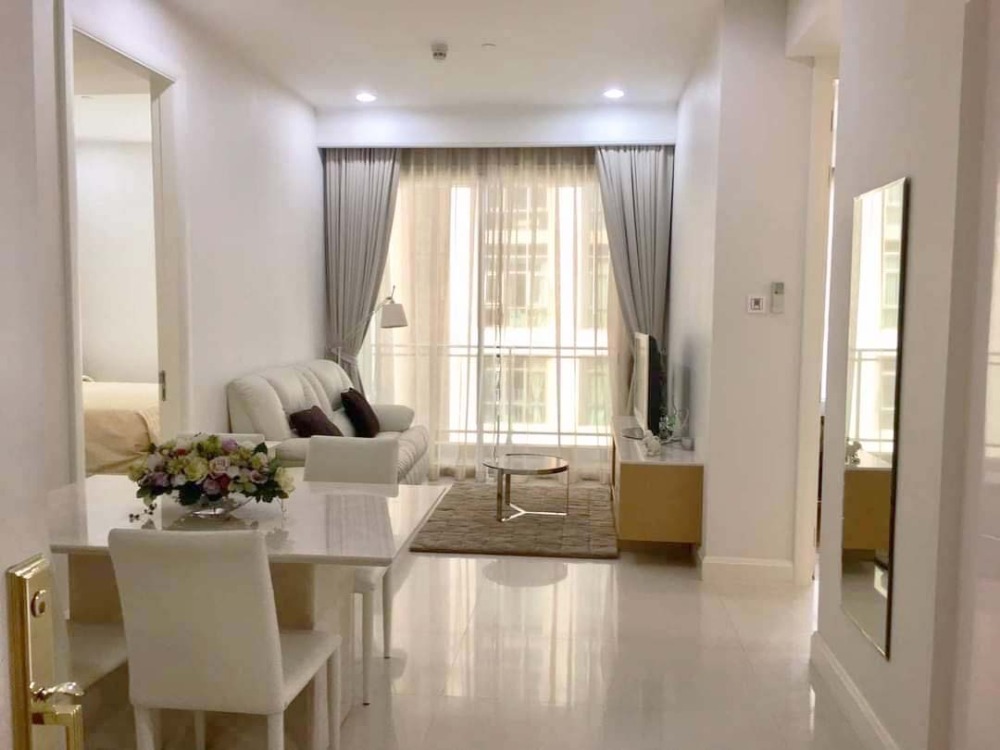 For RentCondoWitthayu, Chidlom, Langsuan, Ploenchit : Q Langsuan 2bedrooms with fully furnished (near BTS Chidlom, Mater Dei School, Central Chidlom, Lumpini Park)