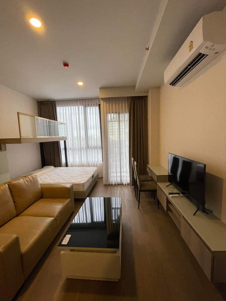 For RentCondoRatchathewi,Phayathai : Park Origin Phayathai【𝐒𝐄𝐋𝐋 & 𝐑𝐄𝐍𝐓】🔥Modern style room High ceilings Decorated with furniture & electrical appliances, near BTS Phaya Thai, ready to move in!!  🔥 Contact Line ID: @hacondo