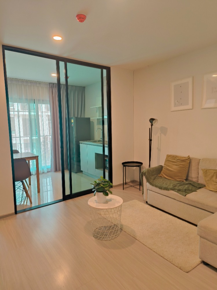 For RentCondoRama9, Petchburi, RCA : Urgent rent! Low price ! Condo Aspire Asoke-Ratchada near MRT Rama 9