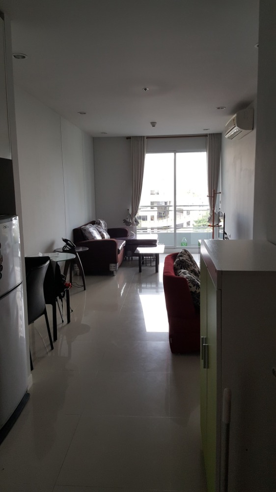 For RentCondoRama9, Petchburi, RCA : Condo for rent, Circle Condominium, 30 sq m., near BTS Nana