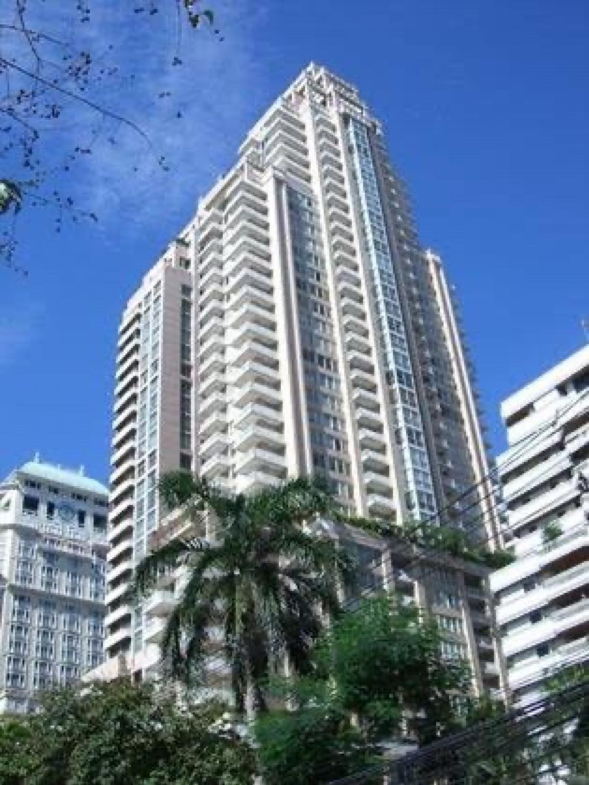 For SaleCondoWitthayu, Chidlom, Langsuan, Ploenchit : Urgent sale, 3 bedrooms, 242 sq m., 37.5 million!