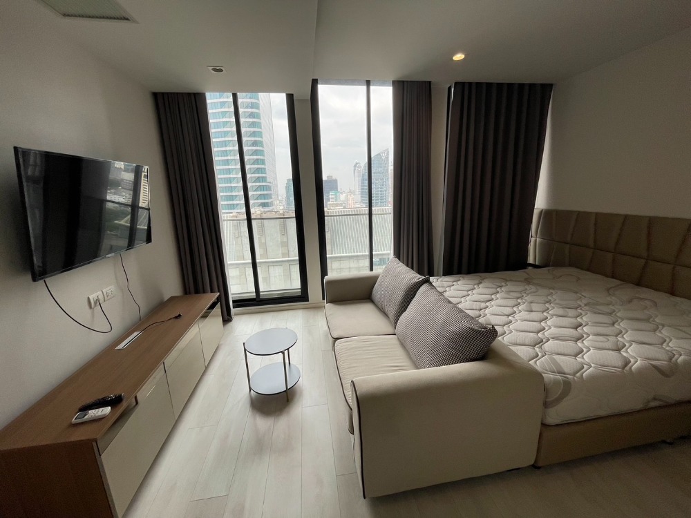 For RentCondoWitthayu, Chidlom, Langsuan, Ploenchit : For rent condo Noble Ploenchit 1 Beds hight floor (S15-0787)