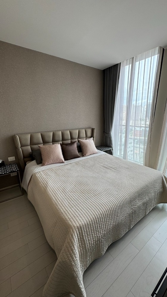 For RentCondoWitthayu, Chidlom, Langsuan, Ploenchit : For Rent condo Noble ploenchit 1 bed fully furnished (S15-26200)