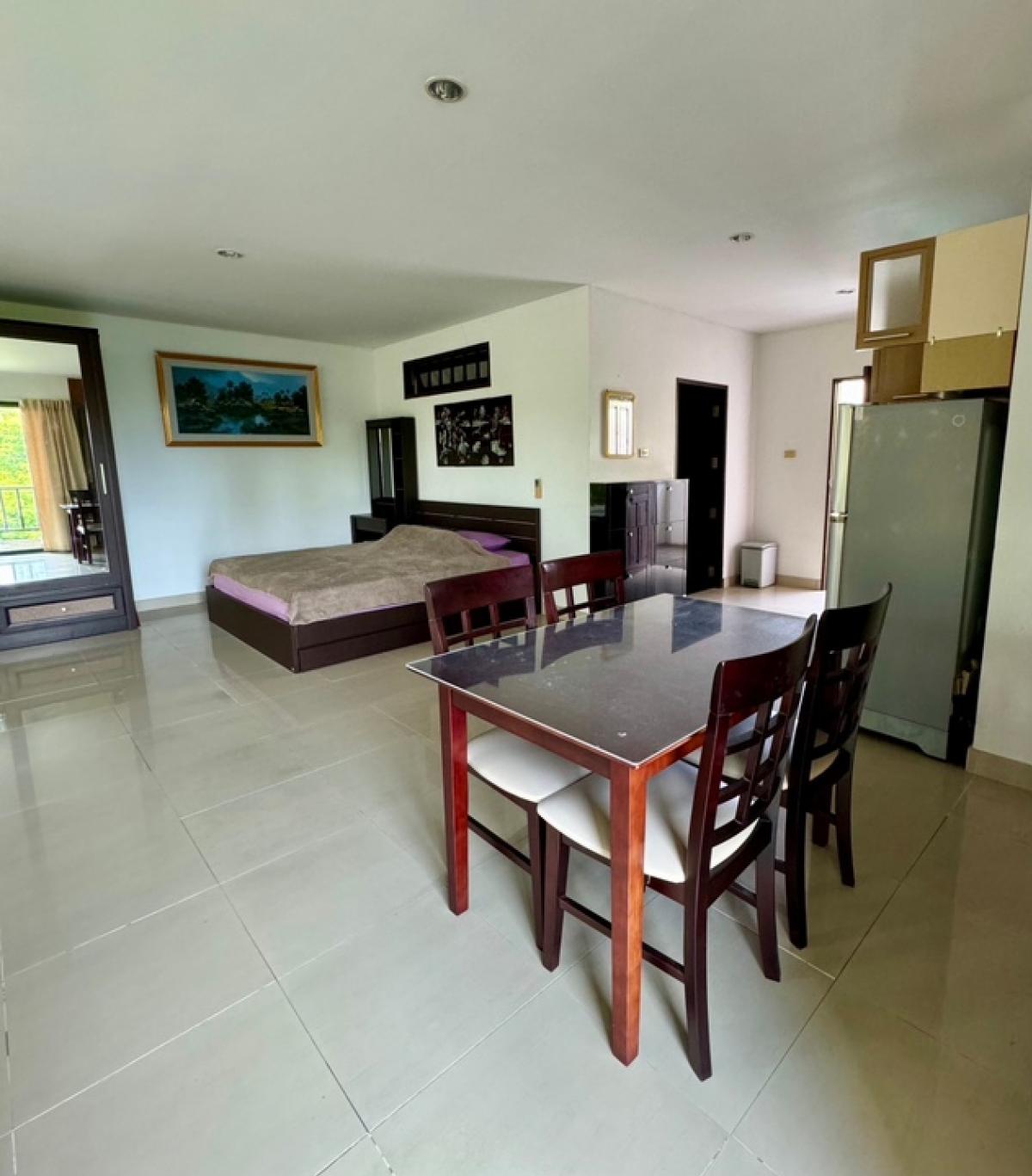 For SaleCondoPattaya, Bangsaen, Chonburi : Wongamat Privacy Condominium