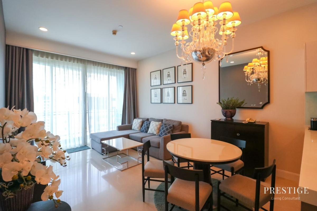 For RentCondoWitthayu, Chidlom, Langsuan, Ploenchit : Very beautiful room Q Langsuan 2 BR 65,000