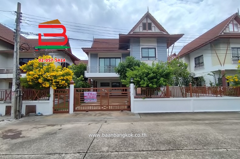 For SaleHouseVipawadee, Don Mueang, Lak Si : Single house, Thai house, Don Mueang, Soi Thetchatungkha 1, area 61.6 sq m., Thetchatungkha Road, Don Mueang District