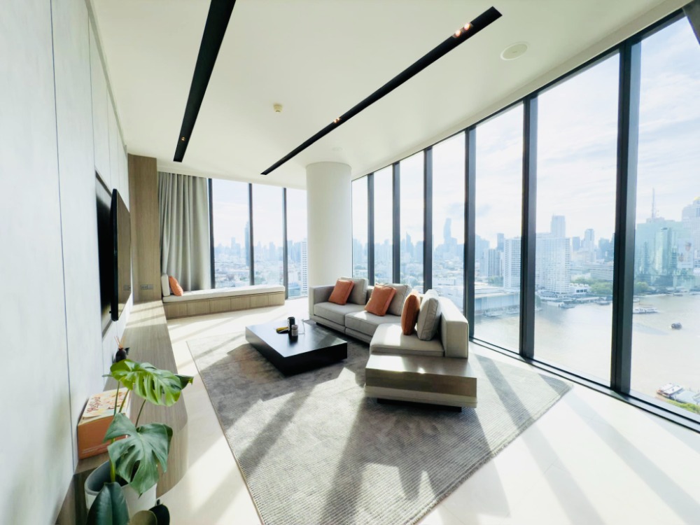 ให้เช่าคอนโดวงเวียนใหญ่ เจริญนคร : Rental 2 Bed Banyan Tree Residences Riverside 178.64 Sqm. 200k. With