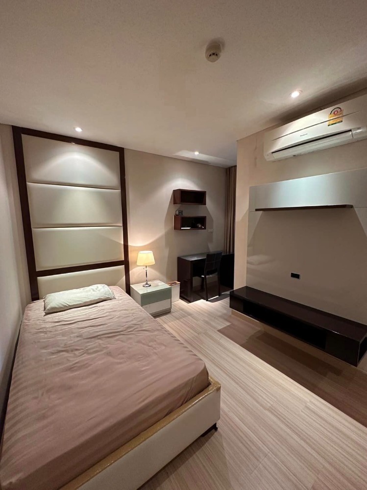 For RentCondoRatchathewi,Phayathai : The Address Pathumwan【𝐑𝐄𝐍𝐓】🔥 Low rise condo, 2 bedrooms, homey style, fully furnished. Near BTS Ratchathewi 🔥 Contact Line ID: @hacondo