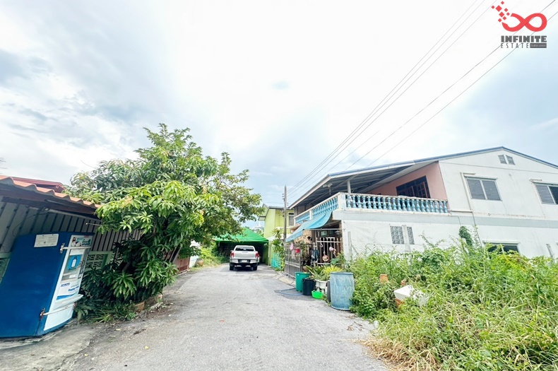 For SaleHouseLadprao101, Happy Land, The Mall Bang Kapi : For sale: 2-storey detached house, 34 square wah, Soi Kanchanaphisek 11/1, Kanchanaphisek Road