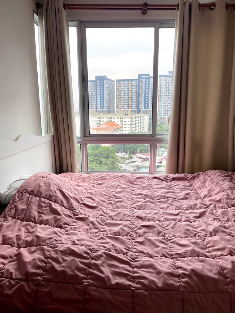 For SaleCondoOnnut, Udomsuk : Urgent sale 🔥 The Base S77, 11th floor, unobstructed view, complete electrical appliances and furniture, near BTS, shopping malls, expressways, convenient transportation, buy for yourself or invest, it's worth it, price 2,400,000 baht