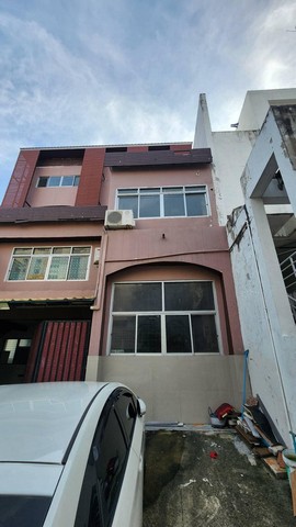 For RentTownhouseRamkhamhaeng, Hua Mak : HR1921 Townhouse for rent, 5 floors, Soi Ramkhamhaeng 65, near Chalina Hotel, suitable for home office or residence.