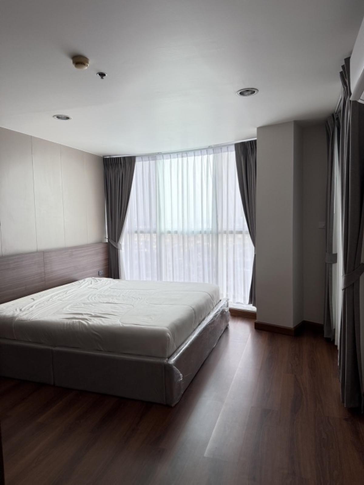 ให้เช่าคอนโดเสรีไทย-นิด้า : Bangkok Horizon 2 bedroom 2 bathroom with bathtub 🤍floor 37th