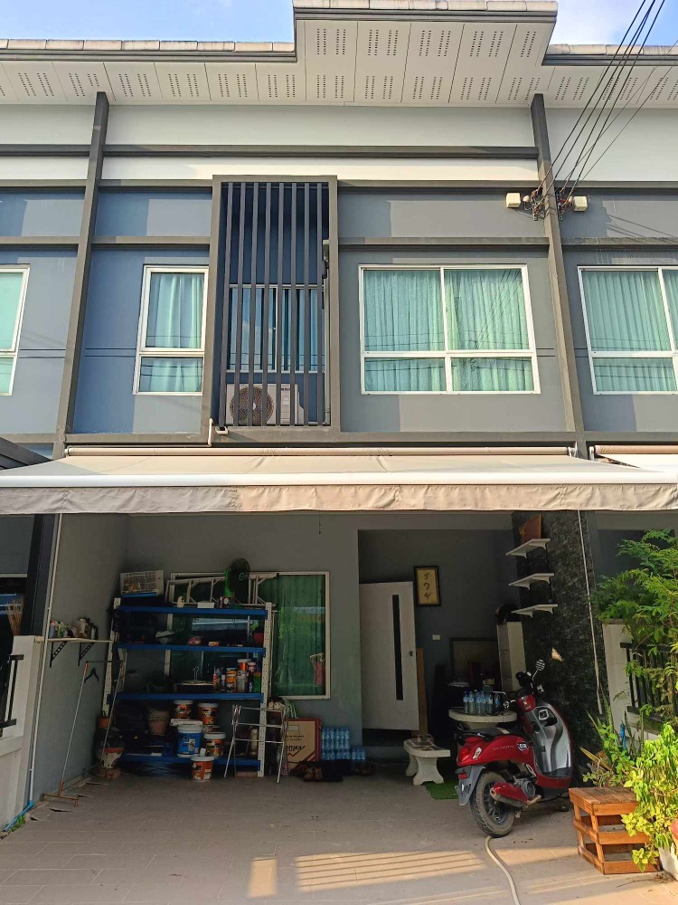 For RentTownhouseLadkrabang, Suwannaphum Airport : Townhouse foe rent 2 Storey near Airport Sammakorn Avenue Suvarnabhumi pet friendly