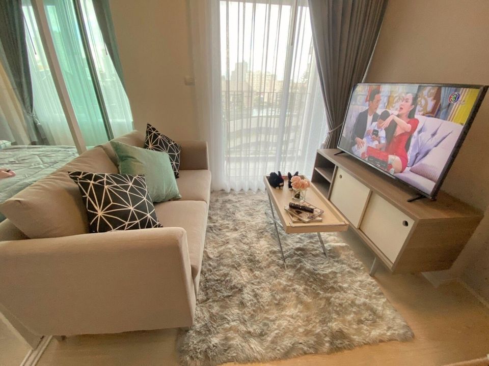 For RentCondoRatchadapisek, Huaikwang, Suttisan : Condo for rent: Chapter One Eco Ratchada - Huai Khwang (Chapter One ECO Ratchada - Huaikwang) MRT Huai Khwang, rental price 15,000.00 baht/month, 1 bedroom, 1 bathroom, 30 sq m., 6th floor