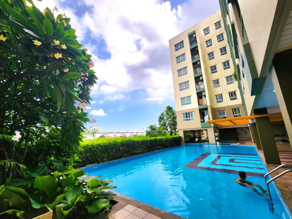 For SaleCondoRamkhamhaeng, Hua Mak : Condo for sale, Lumpini Ville Ramkhamhaeng 26, near ABAC, walkable, area size 43.21 sq m., Building D, corner room