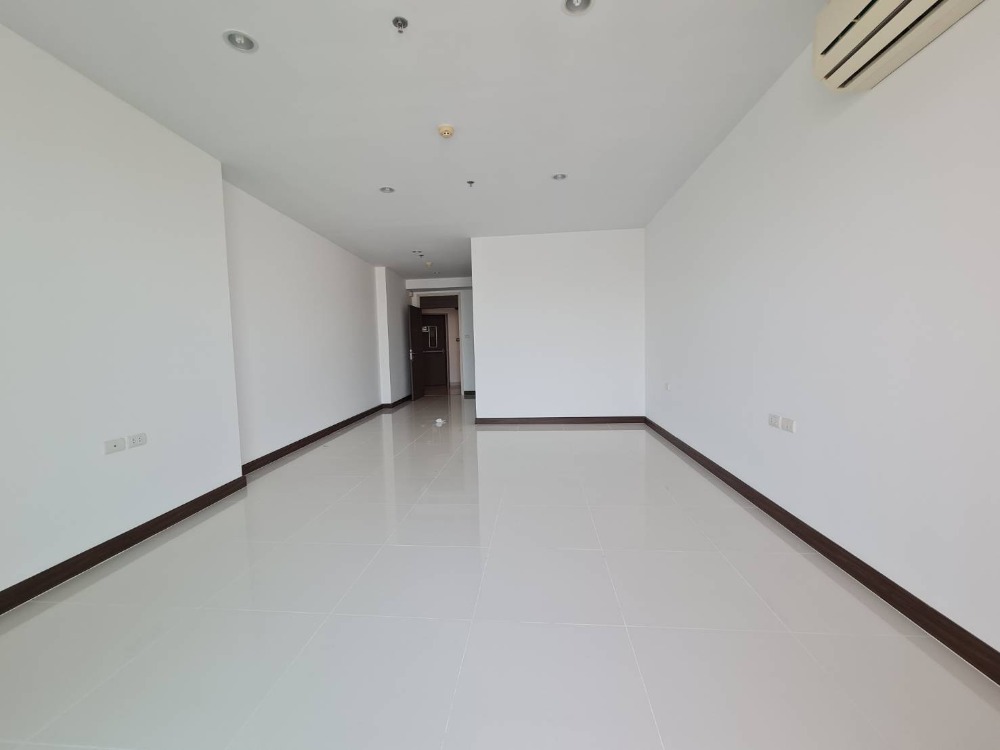 For RentCondoRama3 (Riverside),Satupadit : FOR Rent Studio type, many rooms to choose from, Supalai Prima Riva, riverside condo