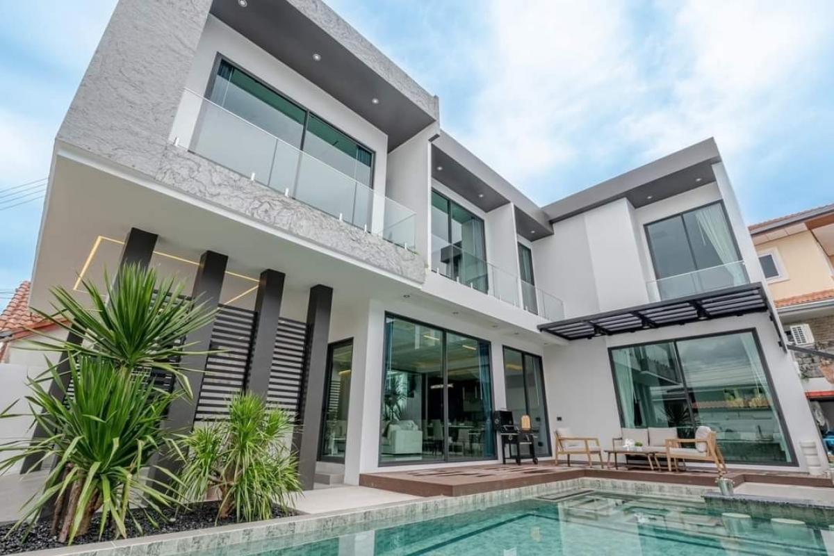 ขายบ้านพัทยา บางแสน ชลบุรี สัตหีบ : 🍃OwJane271024🍃Luxury modern Style Pool villa for sale near Jomtien Beach