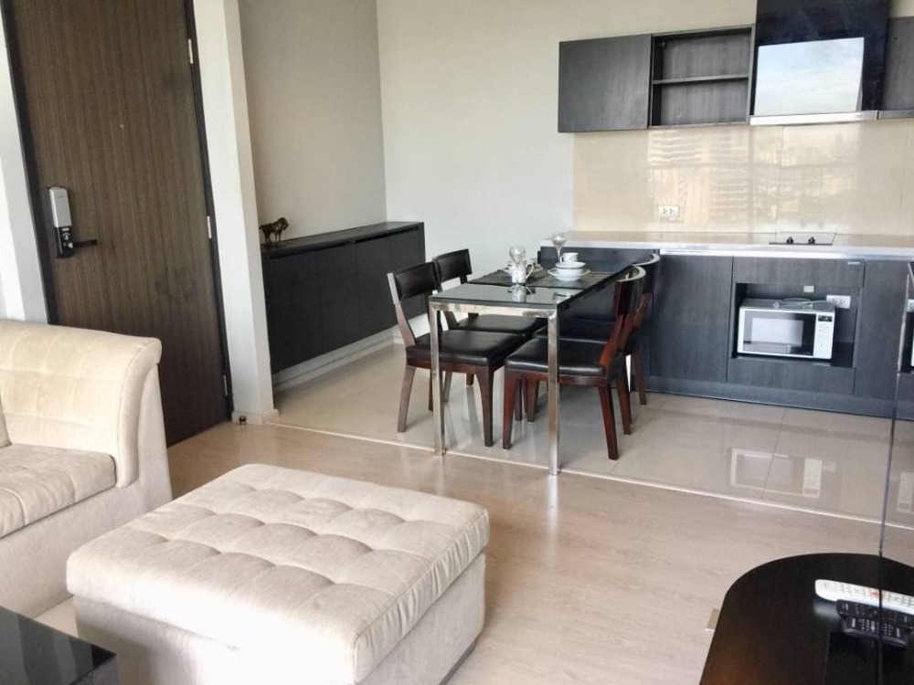 For RentCondoOnnut, Udomsuk : ✨Fully Furnished Condo for Rent at Rhythm Sukhumvit 44/1, Prime Location Near Skytrain