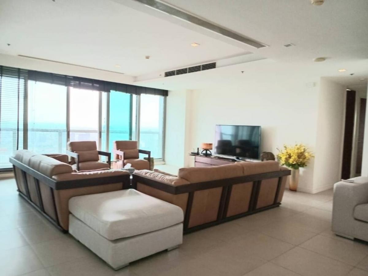 For SaleCondoWongwianyai, Charoennakor : For sale, a luxury condo on the banks of the Chao Phraya River, The River Bangkok, beautiful river view