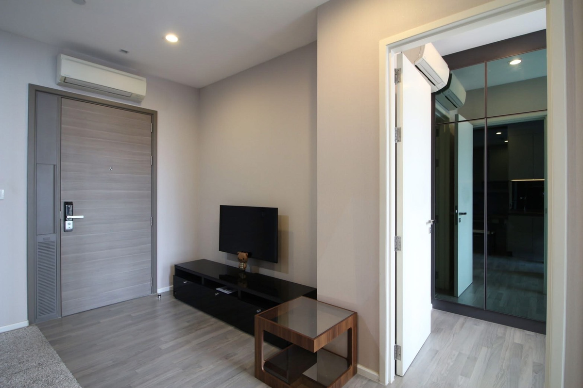 For RentCondoOnnut, Udomsuk : 📌ready to move in condo  The Room Sukhumvit 69     📌 line : @jhrcondo