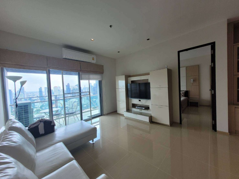 For RentCondoSukhumvit, Asoke, Thonglor : Condo for rent The Madison 118 sq m. near BTS Phrom Phong