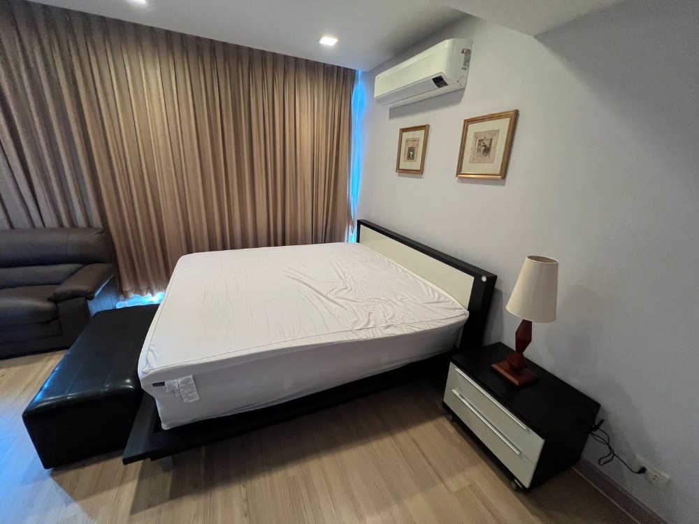 ขายคอนโดสุขุมวิท อโศก ทองหล่อ : For Sale  : Nusasiri Grand Condo big room 2bed 3baht high floor good price 20.4 MB Call 0635925888