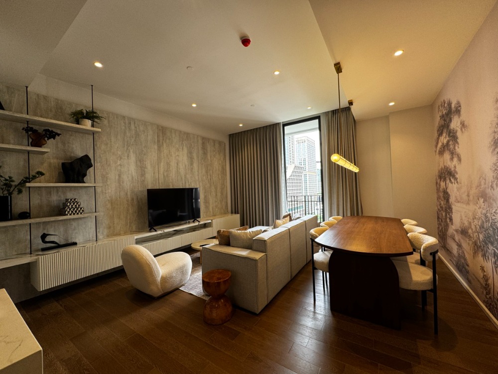 For RentCondoWitthayu, Chidlom, Langsuan, Ploenchit : Munich Langsuan, 2 bedrooms, beautifully decorated in a contemporary Japanese style, fully furnished, located in the CBD area, near BTS Ratchadamri