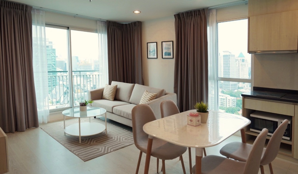 ให้เช่าคอนโดสาทร นราธิวาส : LTHC11098 - Rhythm Sathorn Narathiwas FOR RENT 2 beds 2 baths size 60 Sqm. Near BTS Saint Louis ONLY 32k/month