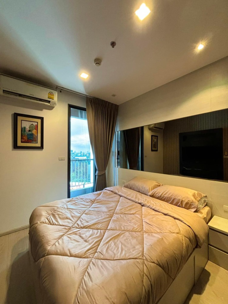 For RentCondoOnnut, Udomsuk : Condo for rent: Rhythm Sukhumvit 44/1, next to the BTS, only 40 m.