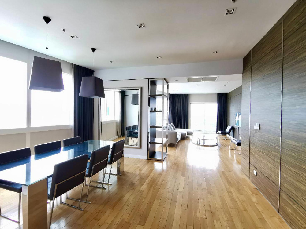 ขายคอนโดสุขุมวิท อโศก ทองหล่อ : Millennium Residence: 193sqm 3bed 3bath + maid Tower A 33,500,000 Am: 0656199198