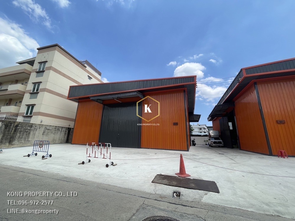 For RentWarehouseLadprao101, Happy Land, The Mall Bang Kapi : Warehouse for rent, Lat Phrao, Wang Thonglang, Bangkok, area 305 sq m #near the Yellow Line