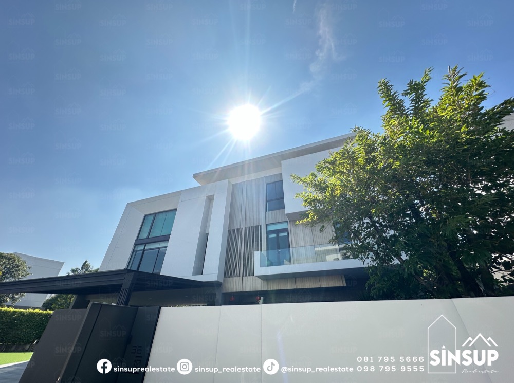 For RentHousePattanakan, Srinakarin : ⭐️ For rent 𝐍𝐚𝐧𝐭𝐚𝐰𝐚𝐧 𝐑𝐚𝐦𝐚 𝟗 – 𝐒𝐫𝐢𝐧𝐚𝐤𝐚𝐫𝐢𝐧 3-storey detached house with elevator and private swimming pool