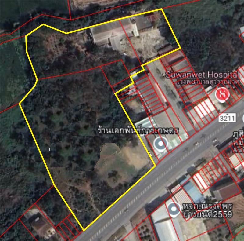 For SaleLandChai Nat : 💥Selling filled land and land with a 3-storey building, 40 rooms, on the road, size 11 rai 42 sq m, price 90 million baht💥