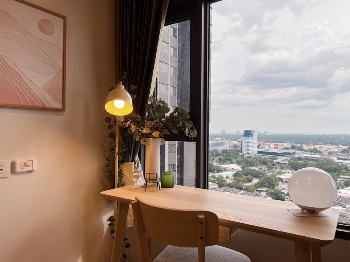 For RentCondoKhlongtoei, Kluaynamthai : For rent Life Rama4-Asoke : Life Rama4-Asoke 🚝Near MRT Queen Sirikit 1 Bedroom : 25,000 baht/month❗️❗️Floor 24 River View