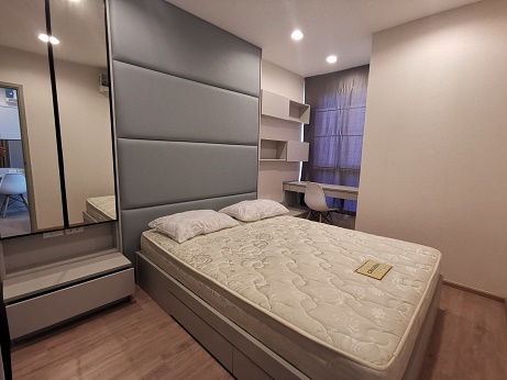 For RentCondoThaphra, Talat Phlu, Wutthakat : For rent, very cheap, Ideo Sathorn Tha Phra (Ideo sathorn thapra), next to BTS Pho Nimit, 300 meters, fully furnished, only 8,000baht.